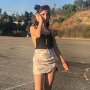 Silk embroidered mini skirt- Pretty Little Thing